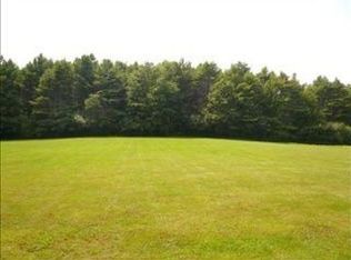 489 River Rd, Arundel, ME 04046