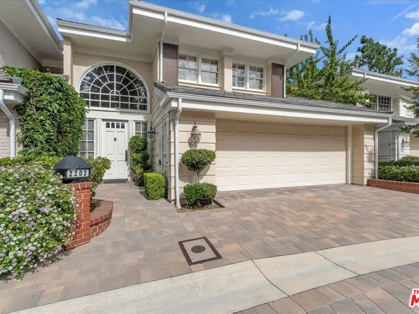 2202 N The Ter, Los Angeles, CA 90049