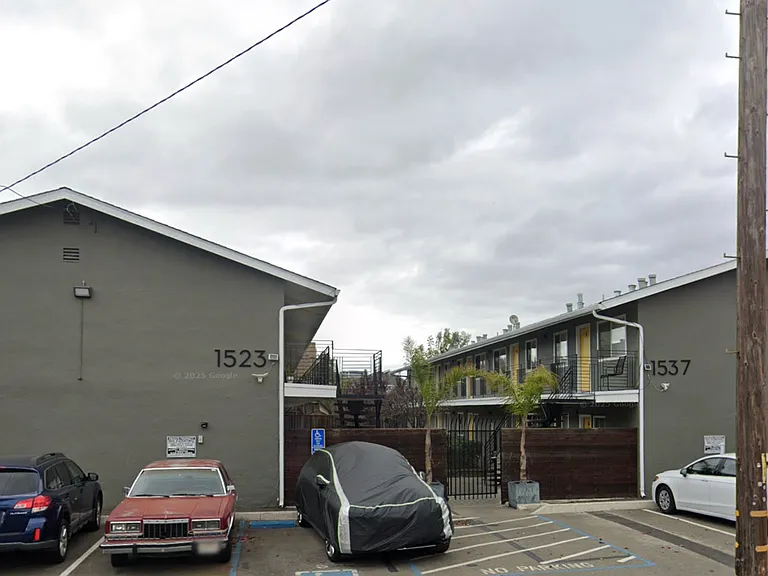 1537 8th Ave, Oakland, CA 94606 — Photo 2