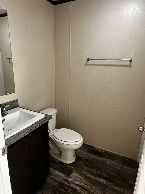 3 bed, $1,000 — Photo 4