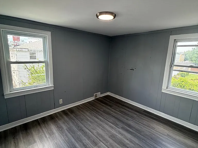 337 Winans Ave — Photo 10