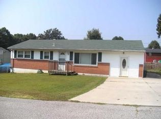 906 Mary Sue Dr, Flatwoods, KY 41139