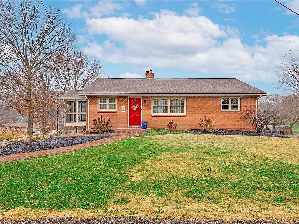 1st image of 133 McCabe Dr