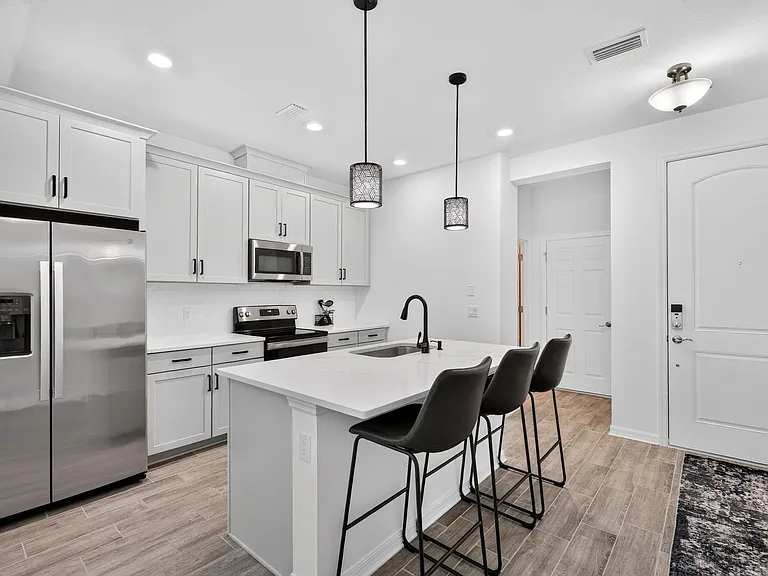 4064 Via Sienna Cir — Photo 12