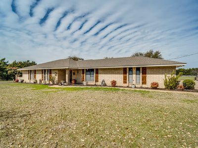 439 Johnson Ln, Red Oak, TX, 75154