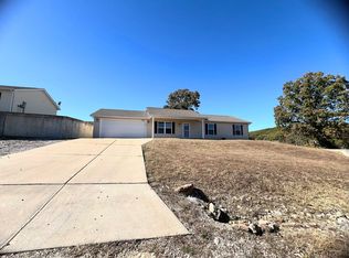 20963 Honest Ln, Saint Robert, MO 65584