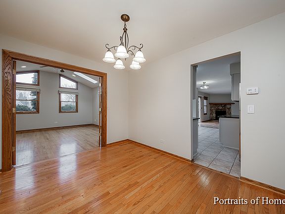 5th image of 1196 Country Glen Ln