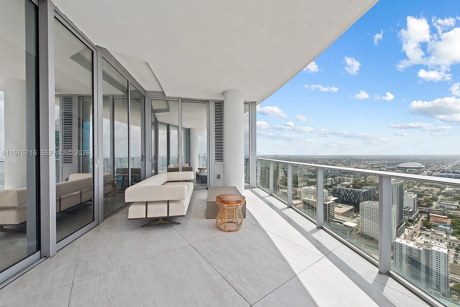 Paramount Miami Worldcent — Photo 4