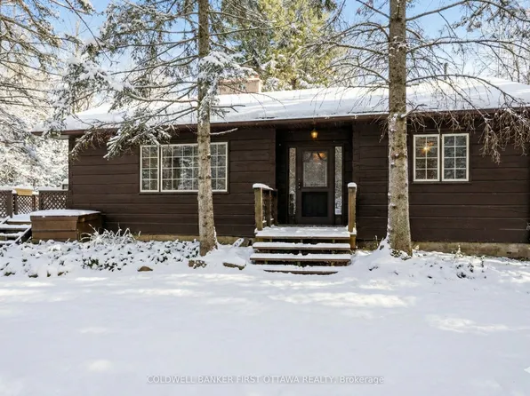 1102 Ebbs Bay Rd, Drummond/north Elmsley, ON K7C 0C5