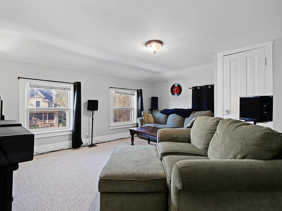 1st image of 201 E Court St #201.5