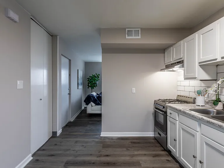 Highland Terrace Apartments — Photo 2