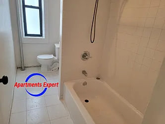 Rented by Jerry F Leazer LREB