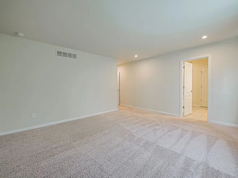 1582 Beachwood Dr — Photo 27