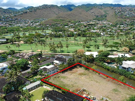 2nd image of 835 Kealaolu Ave