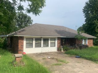 107 Deer Creek Dr, McLoud, OK 74851