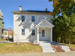 111 Main St, Stockertown, PA 18083