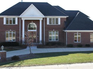 19095 Edmonton Dr, Brookfield, WI 53045