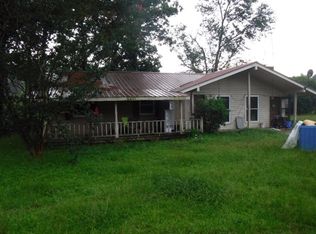 1385 Salem School Rd, Collins, MS 39428