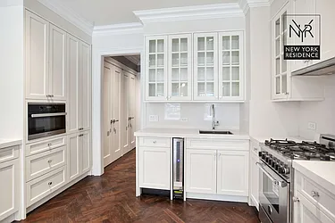 Rented by New York Residence