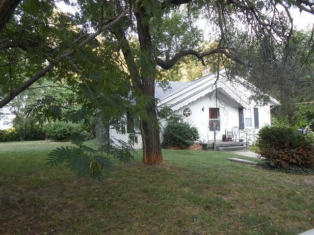 1st image of 7345 Riverview Ave