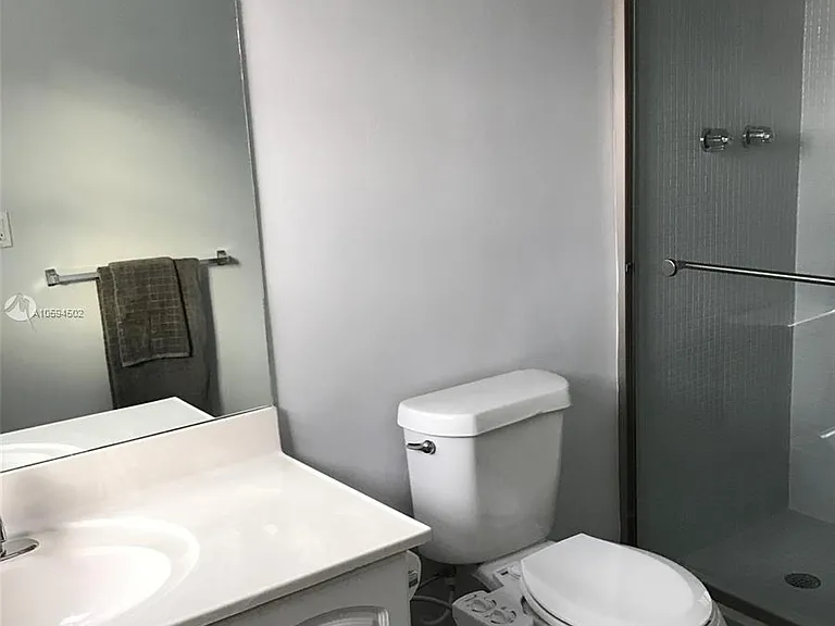 3801 S Ocean Dr #10V — Photo 9