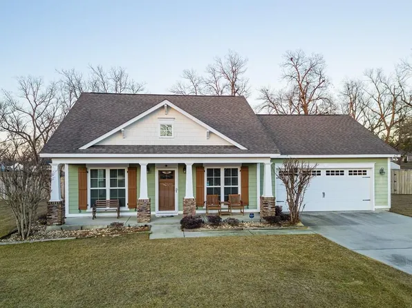 312 Buck Run Dr, Leesburg, GA 31763