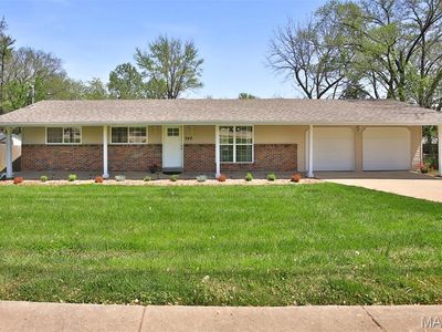 740 Jungs Station Rd, Saint Charles, MO, 63303