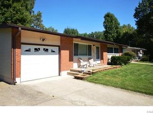 1553 Chesley Dr, Saint Louis, MO 63136