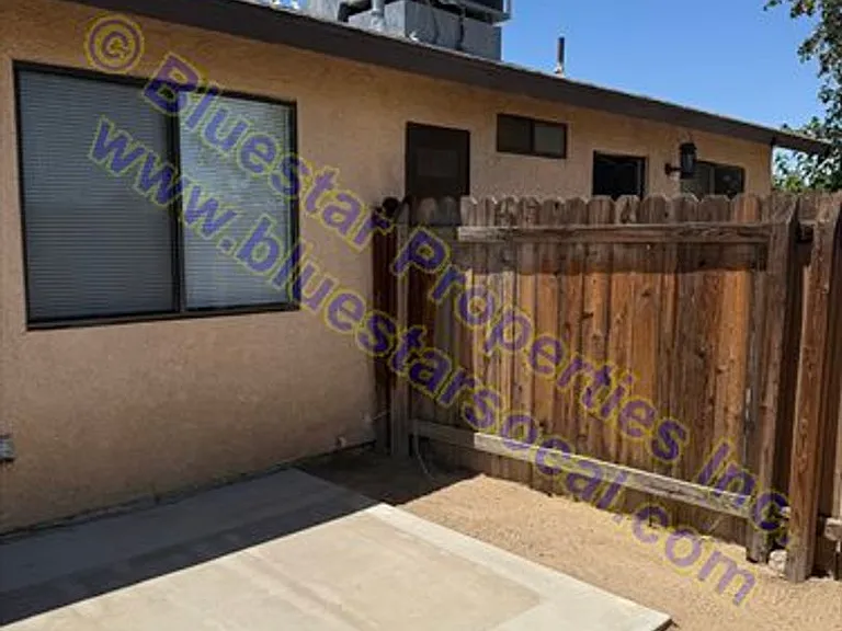 16303 Enramada Rd — Photo 10
