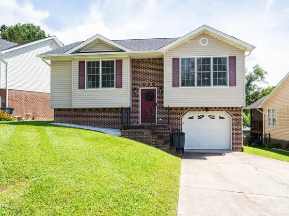 1015 Carrington Ct, Kingsport, TN 37660