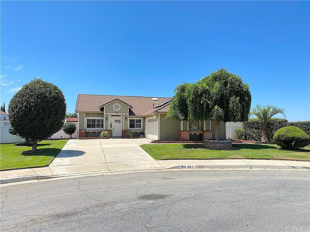 651 Shasta Way Beaumont CA 92223 Zillow