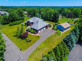 19 Elizabeth Rd, Bolton, CT 06043