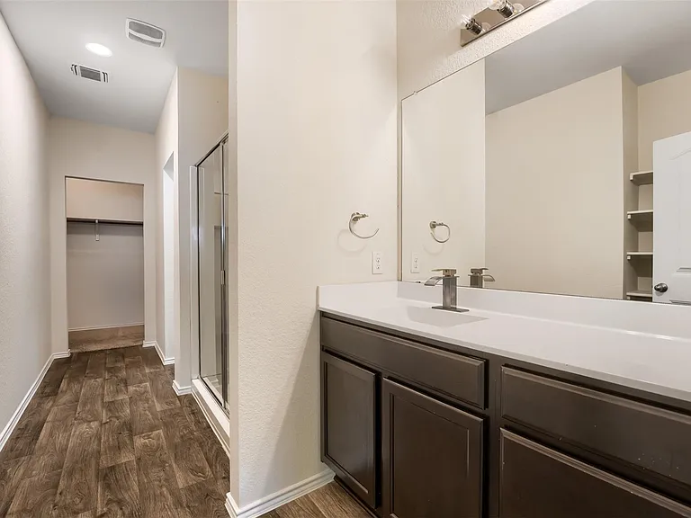 3509 Conyers Ln — Photo 10