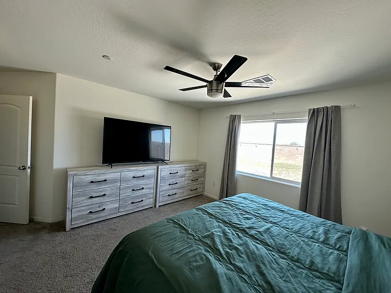 525 Mallard Dr — Photo 14