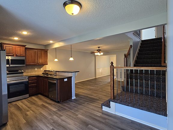 3rd image of 4418 N 106th St