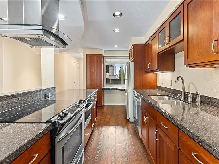 5630 S Riverside Ln #14 — Photo 9
