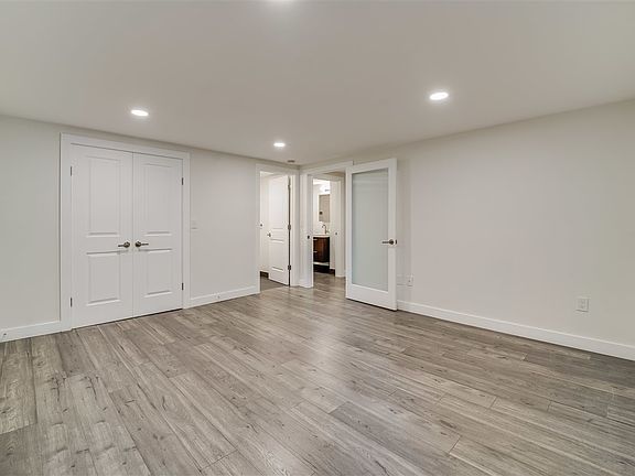 4th image of 75 Liberty Ave Unit B11