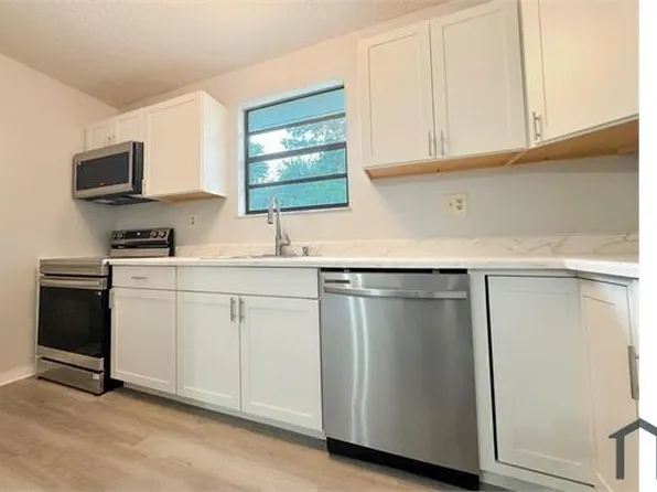 10947 NW 45th St, Pompano Beach, FL 33065