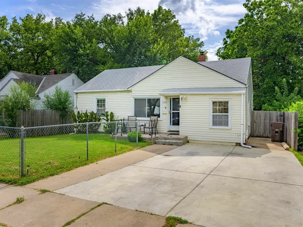 1339 N Terrace Dr, Wichita, KS 67208