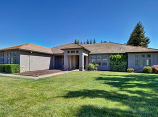10390 Equine Dr, Sacramento, CA 95829