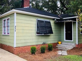 211 Pinehill Dr, Mobile, AL 36606