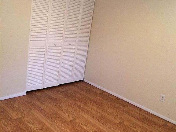 bdrm new paint and flooring