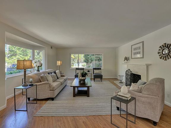 3rd image of 460 Sequoia Ave