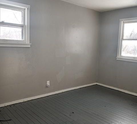 4th image of 32249 Hillsdale Ct