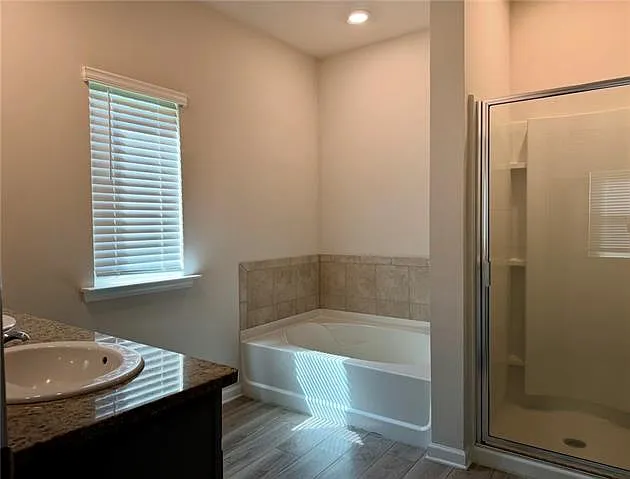 18158 Logan Ct — Photo 5