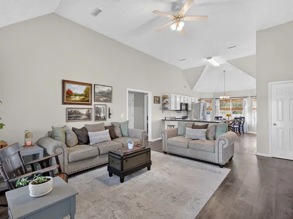 609 Fall Creek Dr, Murfreesboro, TN 37129