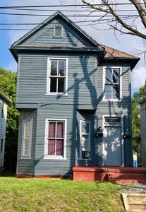 220 E Main St, Covington, VA, 24426