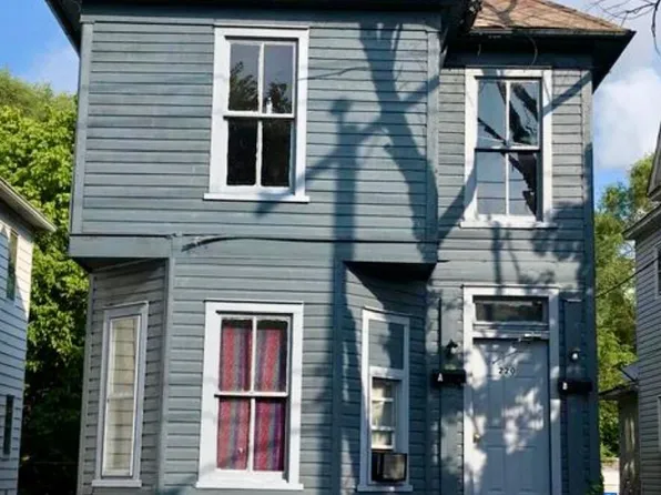 220 E Main St, Covington, VA 24426