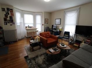 53 Putnam Ave #1, Cambridge, MA 02139