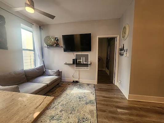 Rented by Highline Residential | media 3